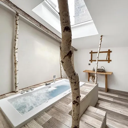 Apartment Cosy Avec Baignoire Et Wi-fi *